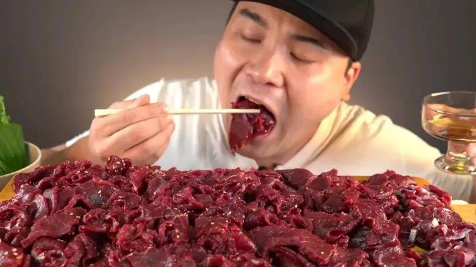 油炸牙签,生吃牛内脏.还有什么是韩国人不敢吃的