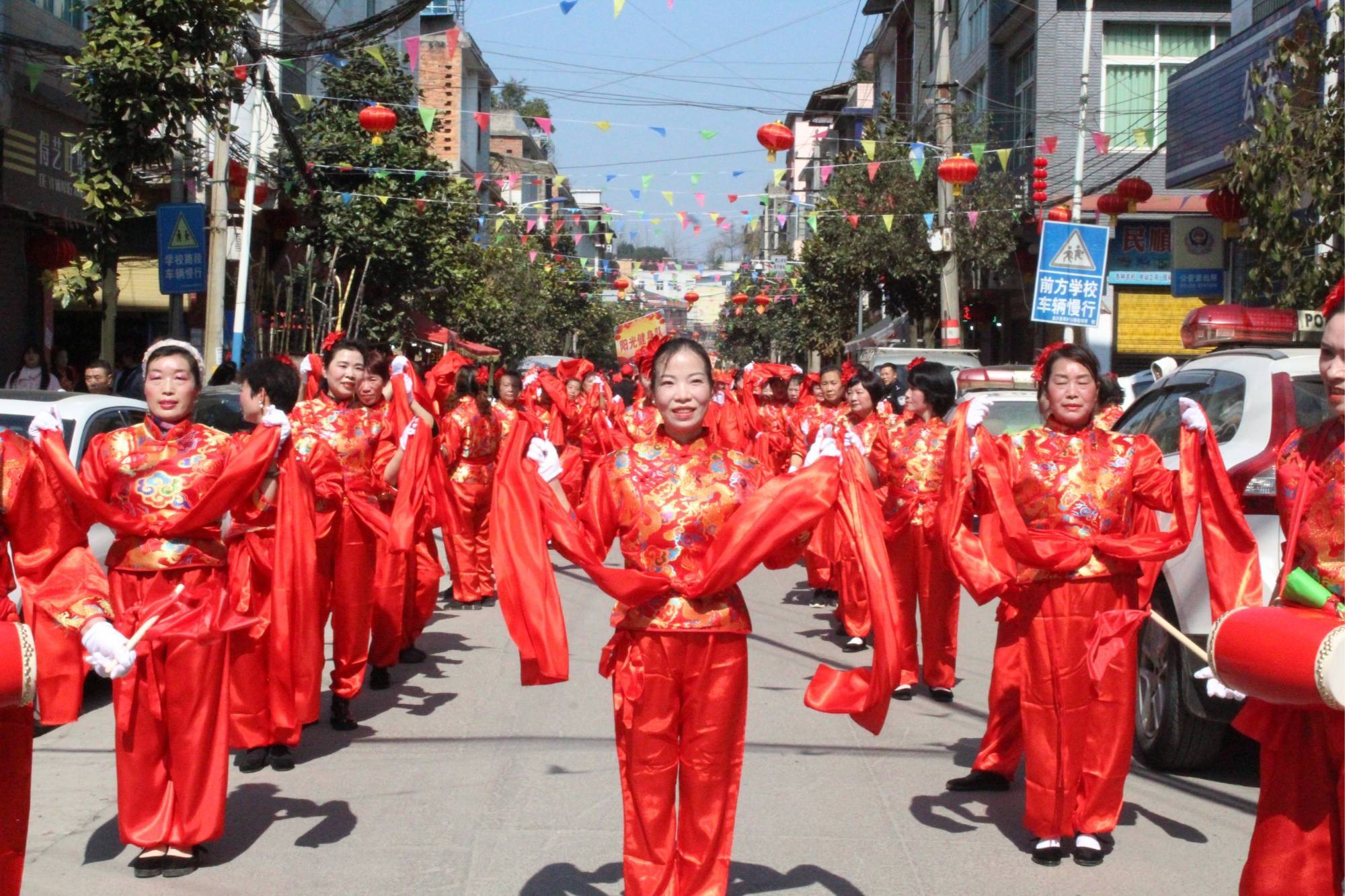 贵州金沙:亮龙游行 欢度龙年新春_活动_沙县_队伍