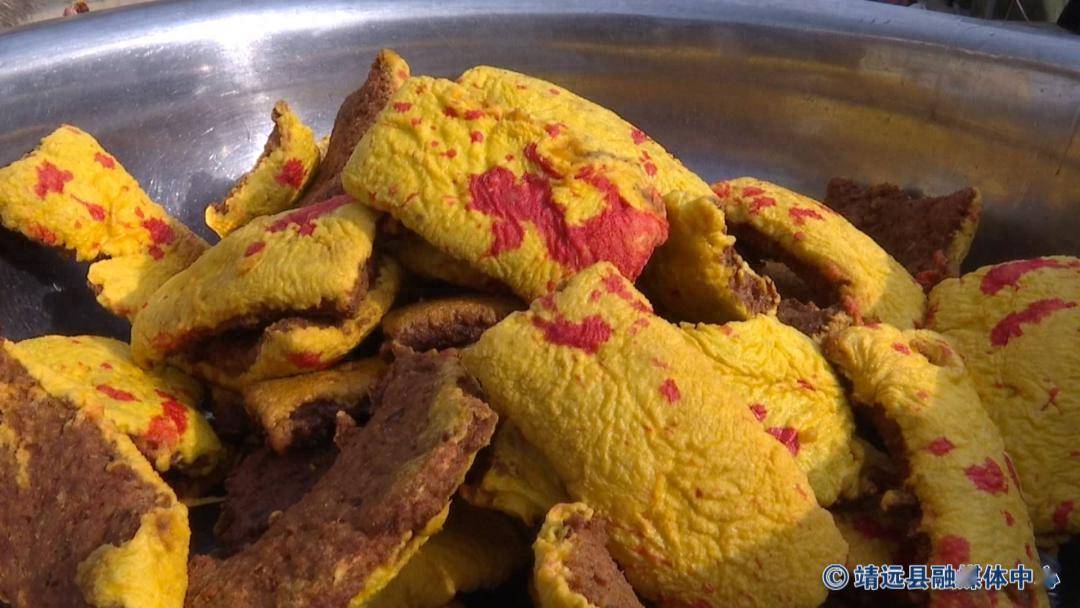 今年给大家介绍一样靖远特色小吃——"千刀酥".省