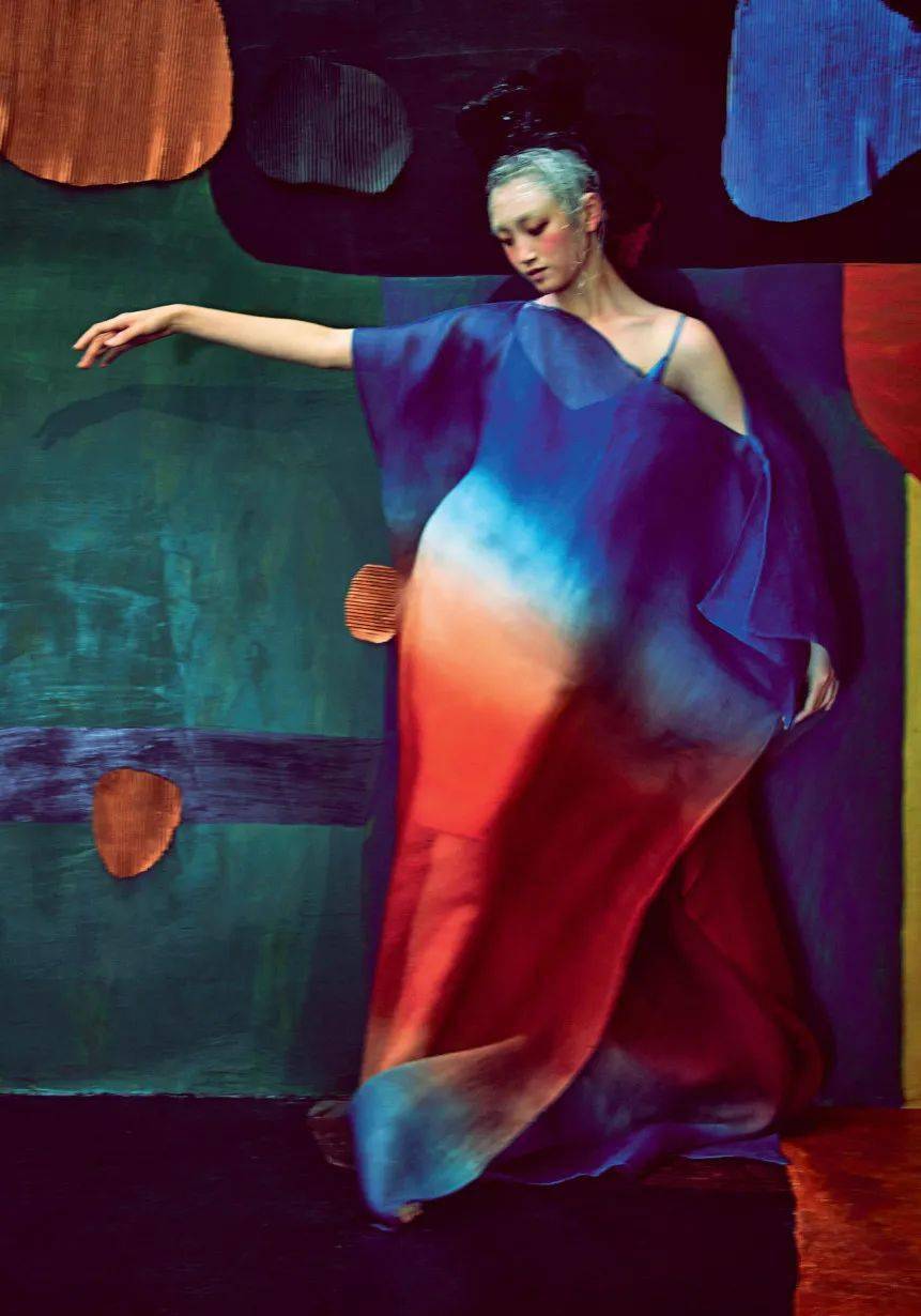 李薇著作《衣者·天地形》荣获2023年度中国纺织工业联合会优秀出版物