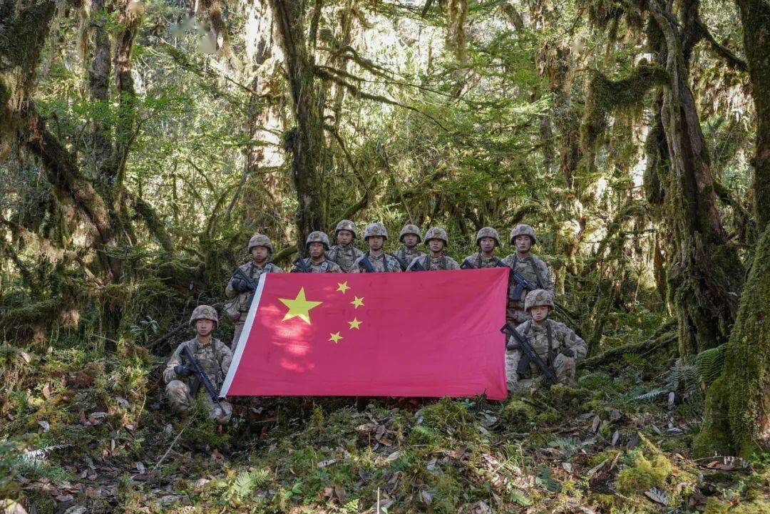 节日在战位,他们又一次踏上了巡逻路……_墨脱县_陆军_密林