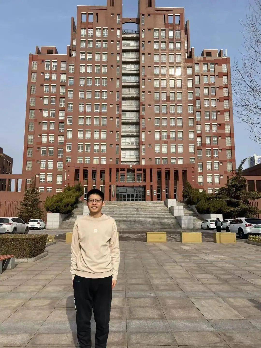 "英才""科创"传佳绩 人才培养谱新篇——二十中学多名