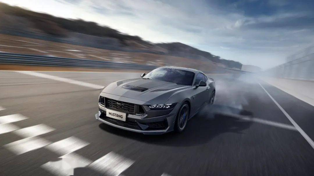 "赛道玩家 守护计划" 助力车神养成 全新福特mustang dark horse正式