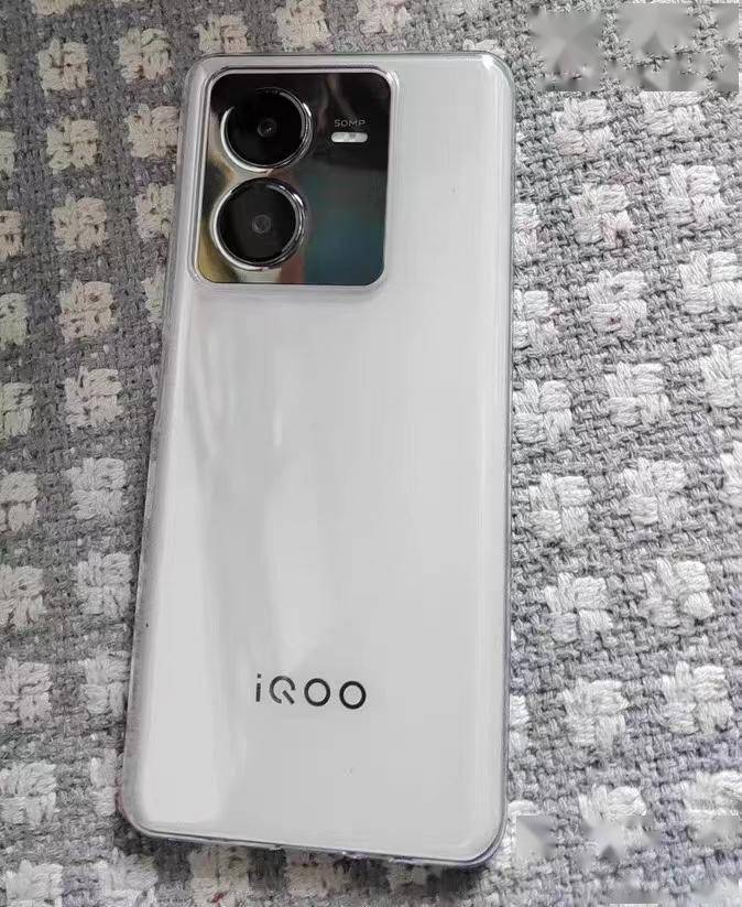 iqoo z8x在千元内是否值得入手?_手机_价格_硬件