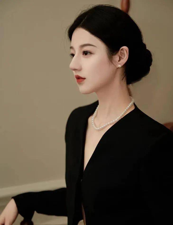戴不戴珍珠,区别真的大!不只是女明星戴着好看.