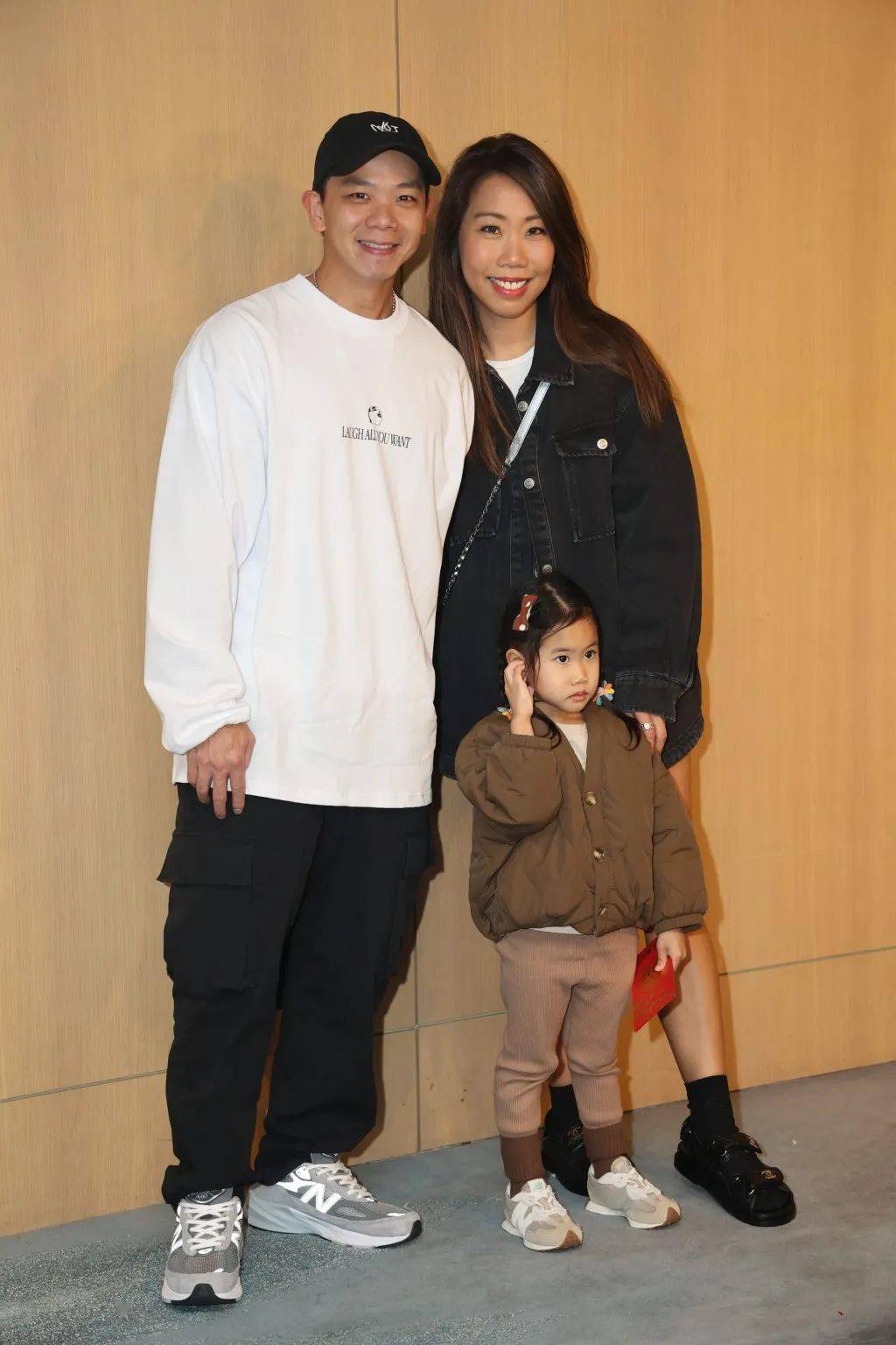 胡杏儿_汪明荃_老公