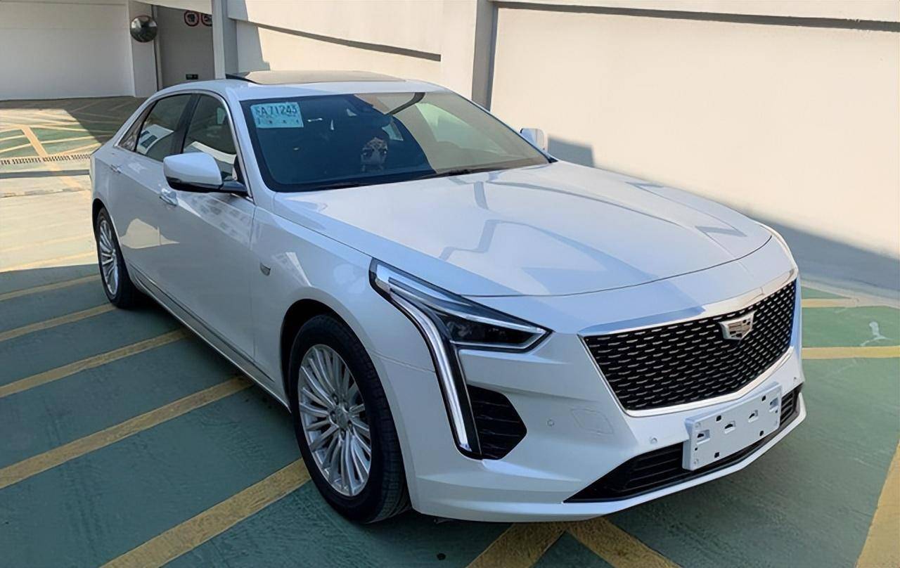 花38.9万提辆凯迪拉克ct6,行驶1500公里后,车主说了一句大实话