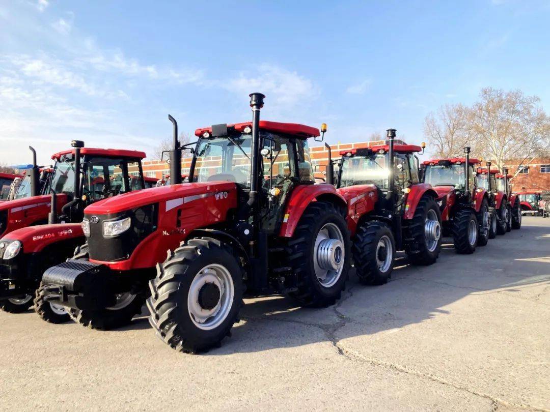 38台yto大马力拖拉机交付格鲁吉亚!_搜狐汽车_搜狐网