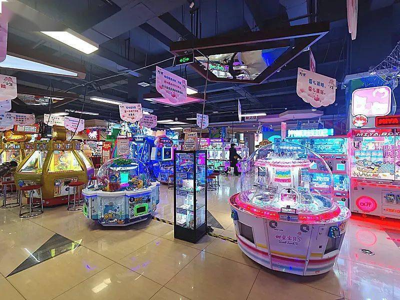 咸阳超火电玩城有福利!赛车,投篮,夹娃娃.多种游戏项目,玩足1天!