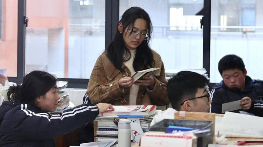 感恩母校行(101)| 走进余姚市第四中学_活动_浙江省_教学班