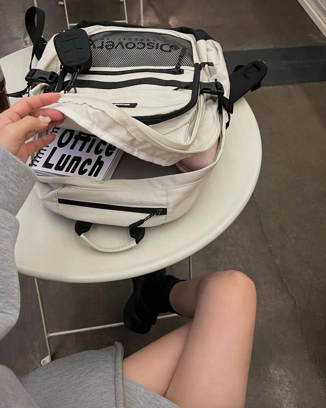 懂的都懂!近期这些「球鞋女神」太会营业!_hye_taeri_造型