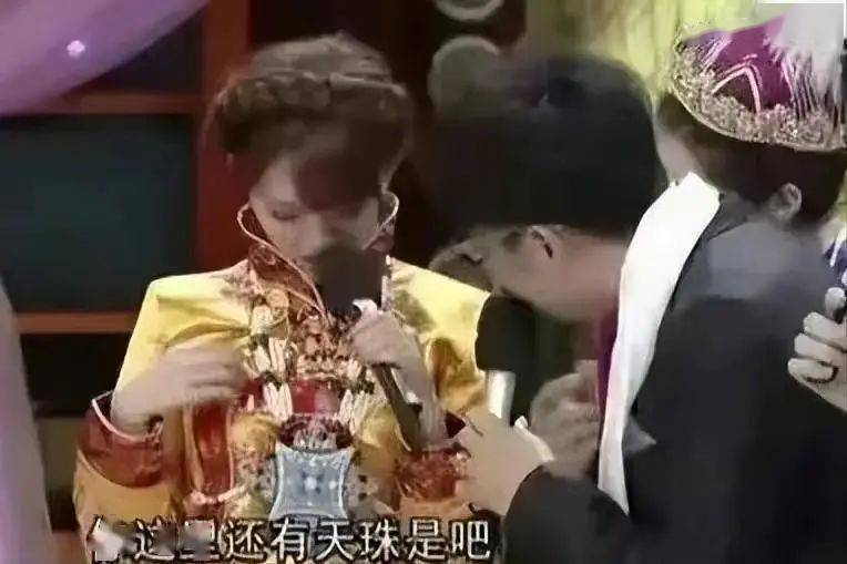 "娱乐圈隐形富婆"阿兰:21岁打败王菲,戴上亿九眼天珠,啥来头_节目