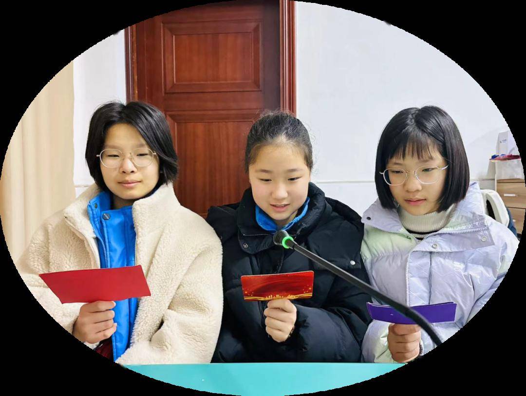 浓浓的年味儿值得我们回味,六(6)中队的王汇钥,顾怡帆,朱羽萱同学与