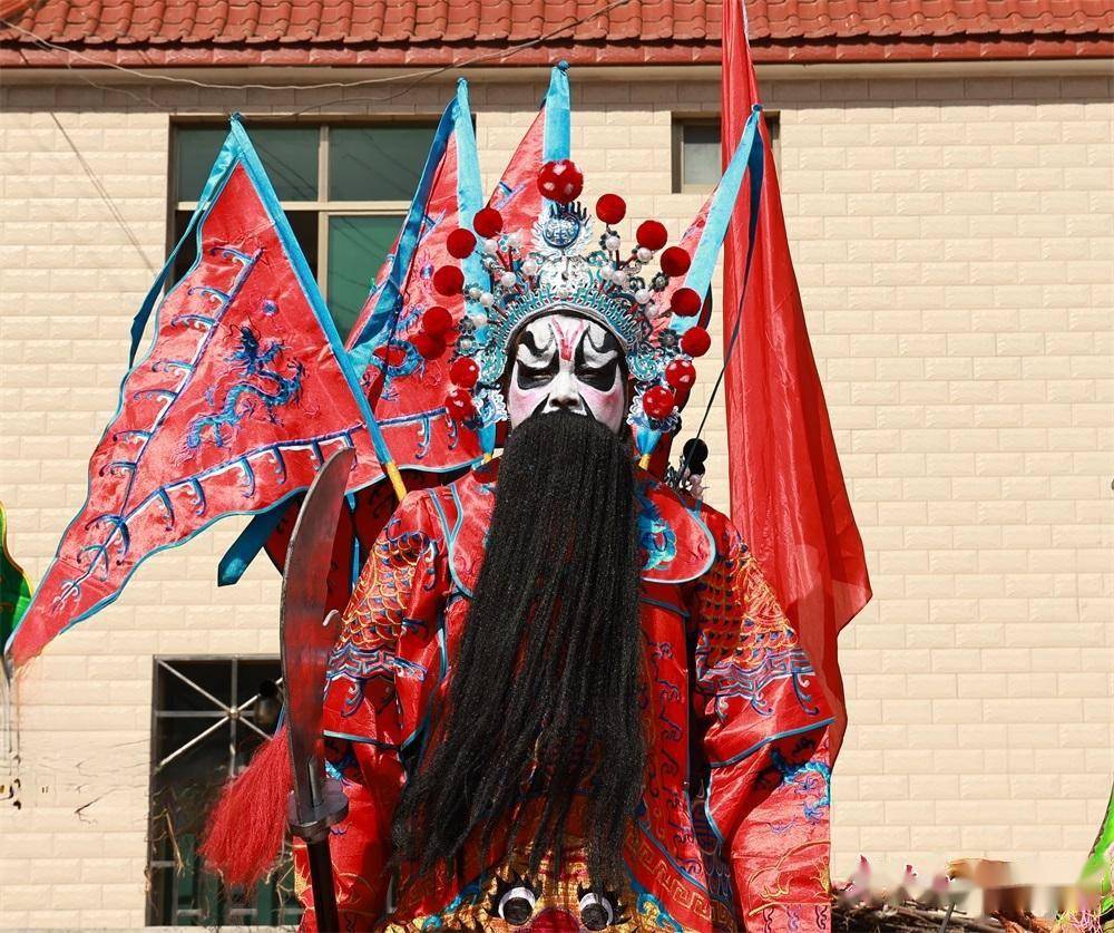 武都区宗家堡村社火耍出满堂彩_甘肃_陇南市_旱船