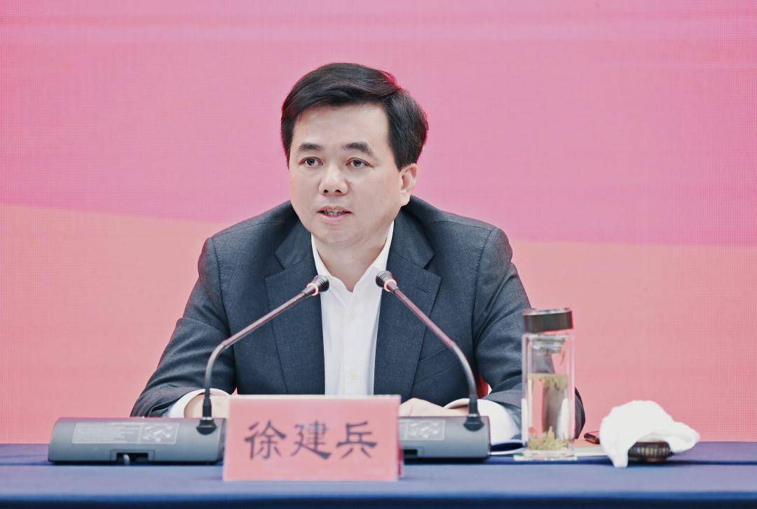 徐建兵在雁荡山重振雄风推进大会上强调 开创雁荡山高质量发展新局面
