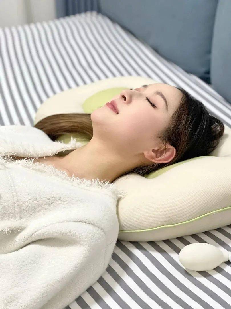 哭了,这么多年终于睡到了超级舒服的枕头!_颈椎_脖子_高度