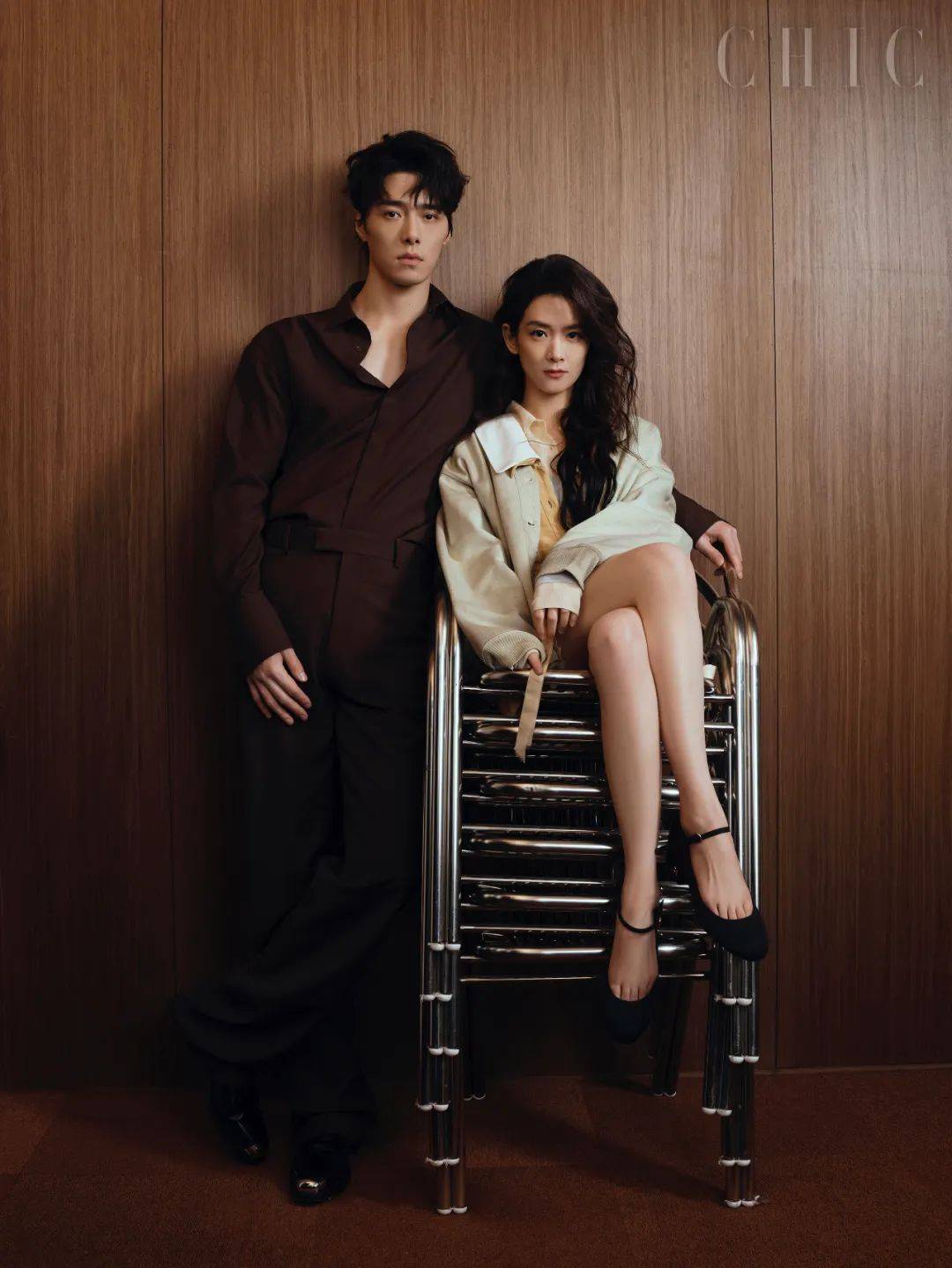 方逸伦&陈昊宇:两个表演者的自白_角色_衬衫_黑色