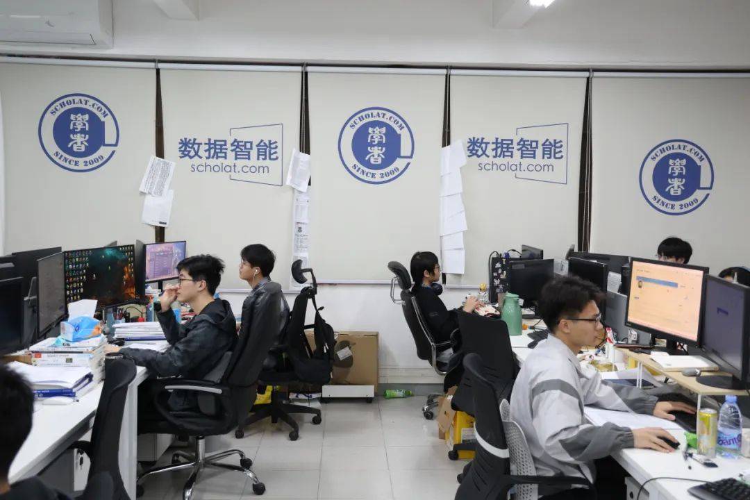 目前,学者网已拥有涵盖所有985高校在内的5000多家国内外机构的20余万