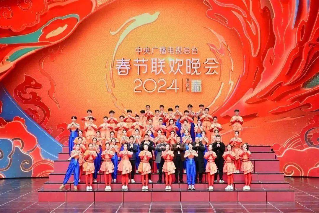 揭秘龙年春晚舞台背后的故事|听听陕旅华清宫艺术团怎