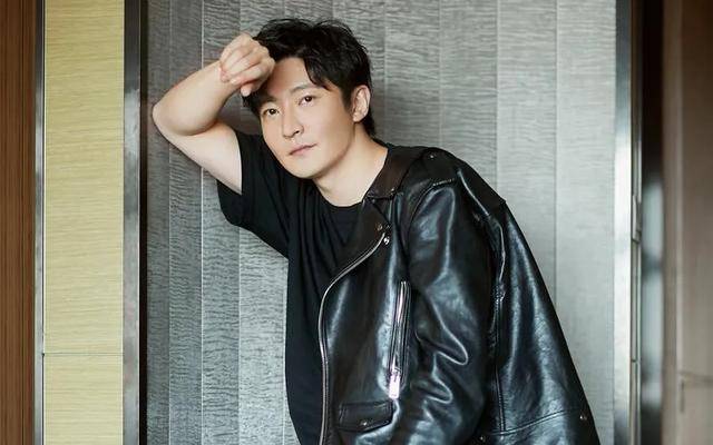 《娱乐圈中的互怼好友:郭京飞与雷佳音的欢乐友情》_方式_演技_公众