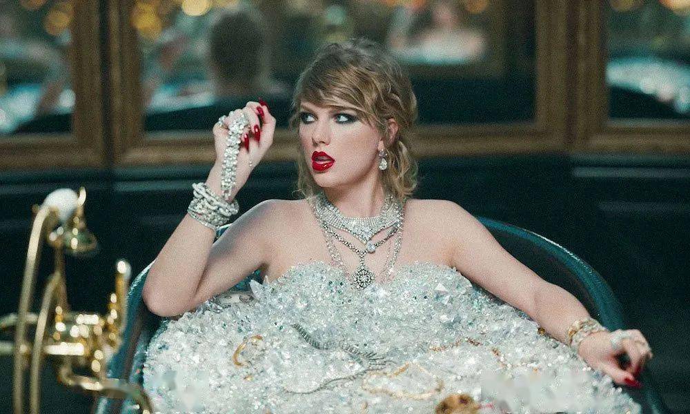 英文歌 |《look what you made me do》瞧你们让