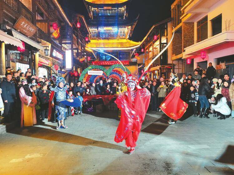 川剧新春海内外"出圈" 让世界看到巴蜀文化崭新气象_演出_观众_活动