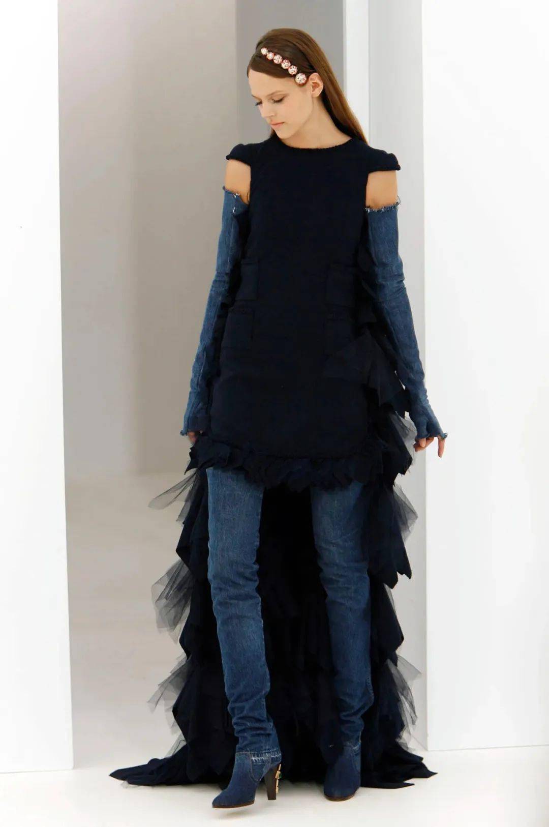 高端牛仔修罗场,t台高定牛仔服装发展史_spring_paul_jean