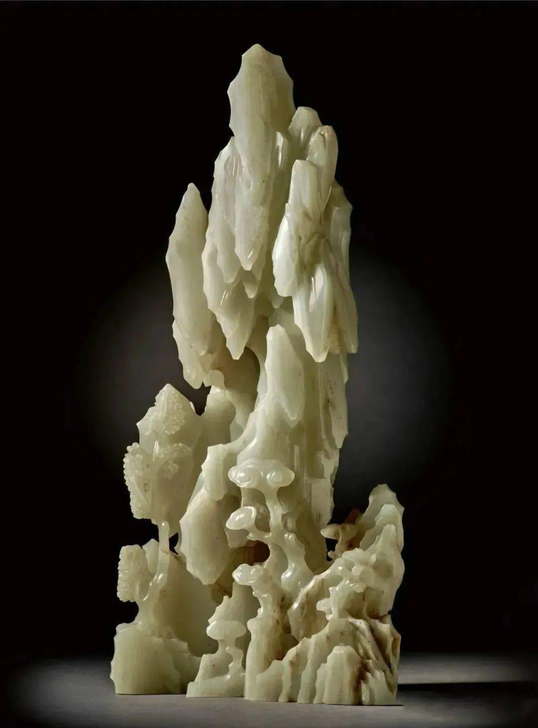 32件古玉一出手就卖了3807万:只要藏品"牛",哪有不赚钱_估价_人民币