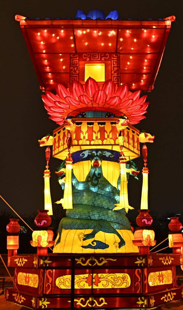 灯火满长安,是大唐的极致浪漫!_灯组_灯会_城墙