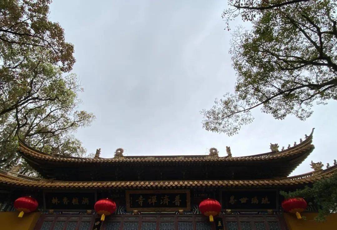游玩攻略悄悄告诉你!_佛国_法雨_山门