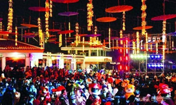 当晚,克拉玛依市举办2024年"我们的中国梦——文化进万家"活动启动