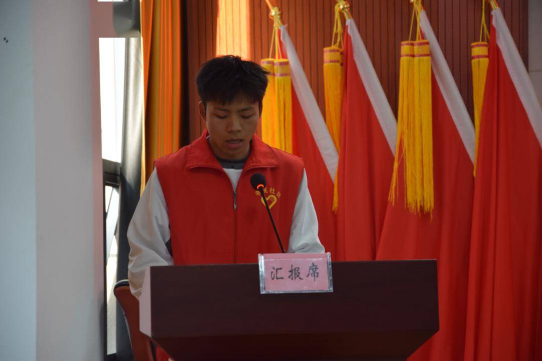 砚山县江那镇召开2024年"江菁精英,情系江那"大学生"返家乡"寒假志愿