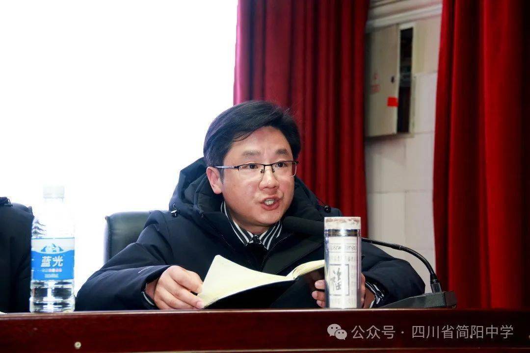 为人就简 实干为要 处事向阳 实绩为本|四川省简阳