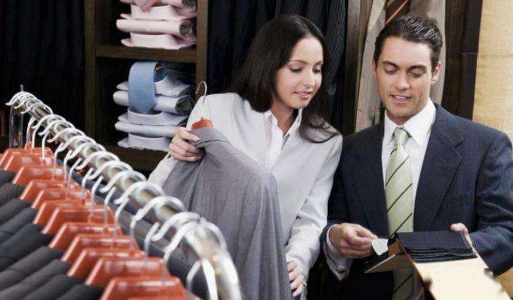 "阿玛尼"的导购接待顾客标准流程,打造月月过万业绩的导购.