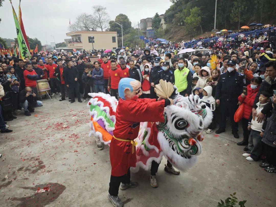 2017年,鹤城客家花炮会入选鹤山市第二批县级非