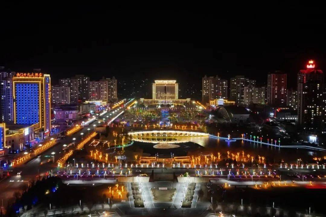 司法文苑 | 万家灯火夜未央 流光溢彩映华年_永靖县_小城_彩灯
