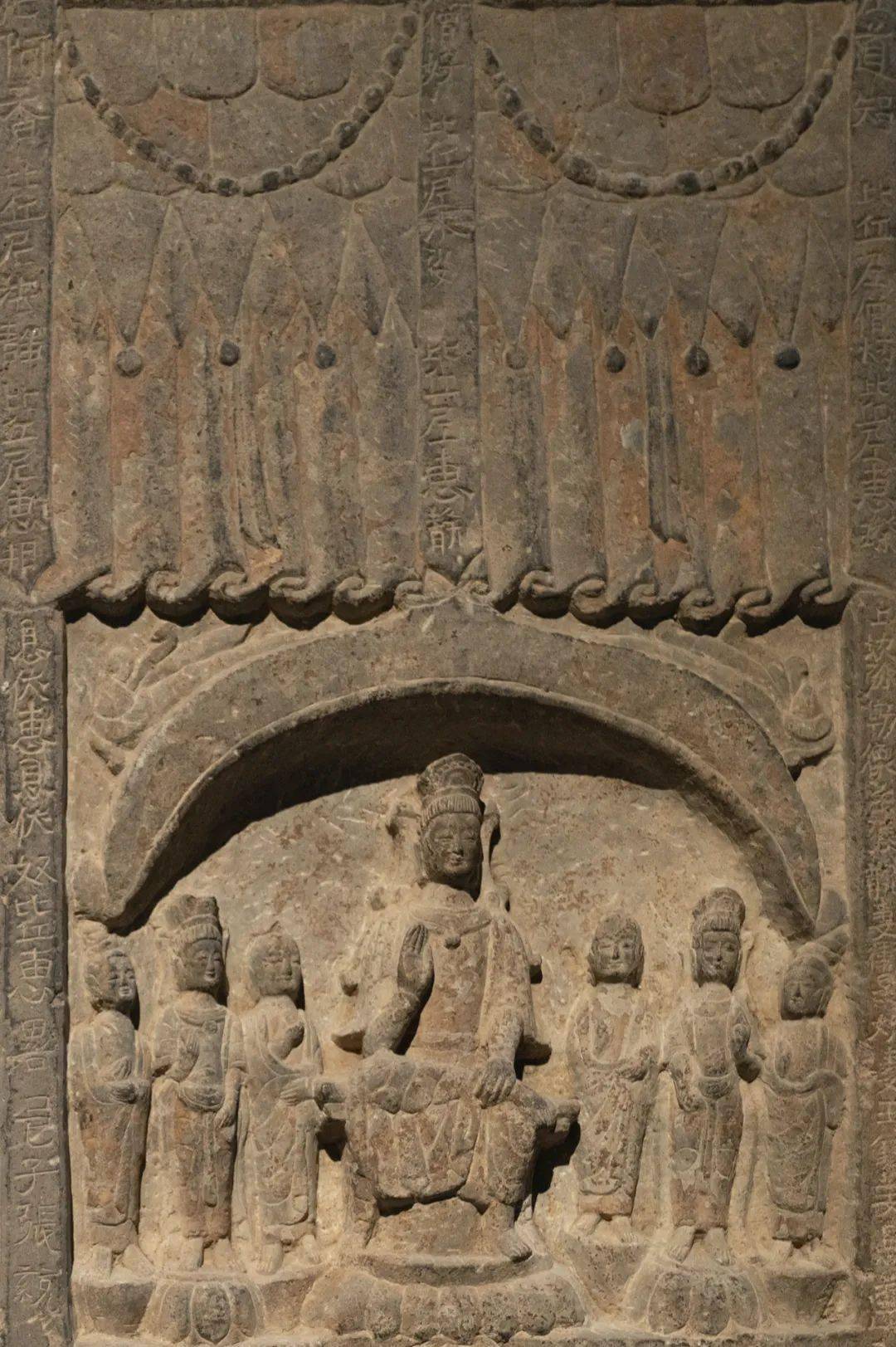 河南博物院:北齐天统四年张伏惠造像碑