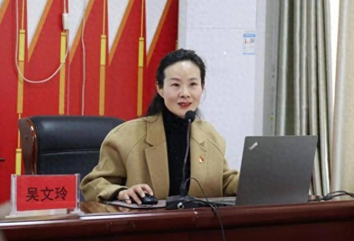 劳模风采·2023年宿迁市劳动模范|吴文玲:百姓名嘴 党组织的"宣传员"