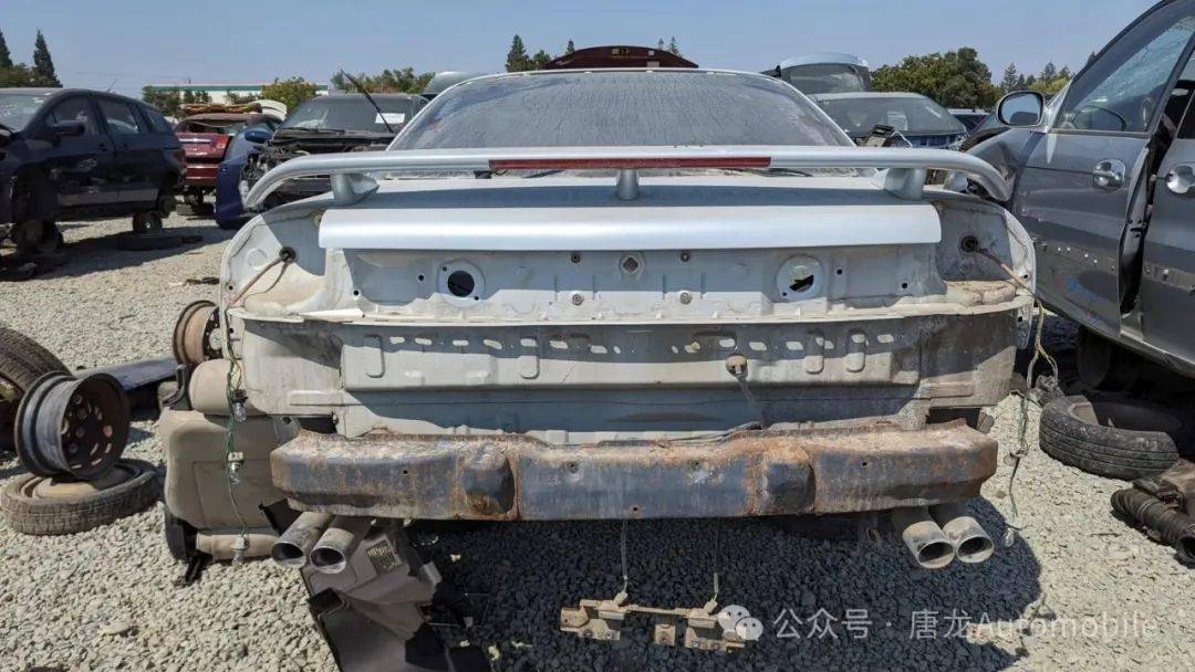 【日系王者沦为垃圾报废】废车场宝藏:1993年三菱3000gt发现于加利福