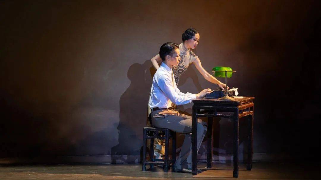 重磅开票丨"飞上"龙年春晚的舞蹈天团,这次要来演一部你从没见过的