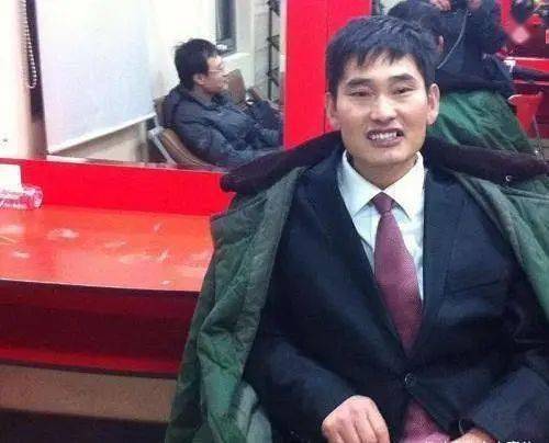 央视主持人,终于不再沉默,揭露朱之文家庭真实情况_家乡_农村_成长