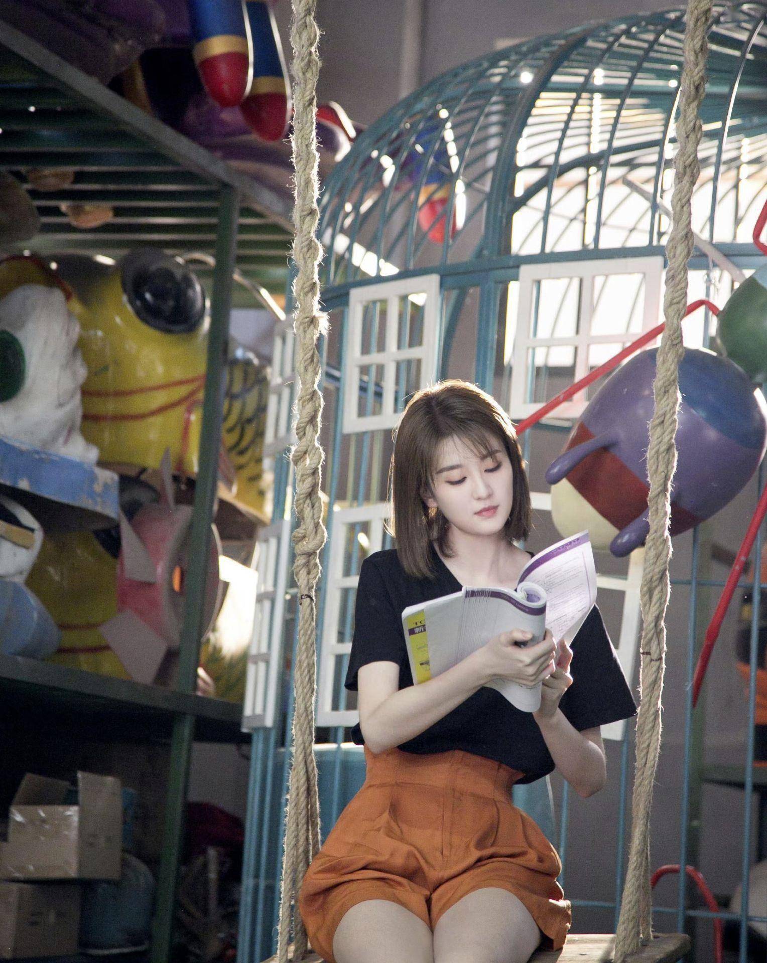 贾乃亮乔欣《创想季》热播:携手追梦,奔赴美好!_演技_年轻人_人物