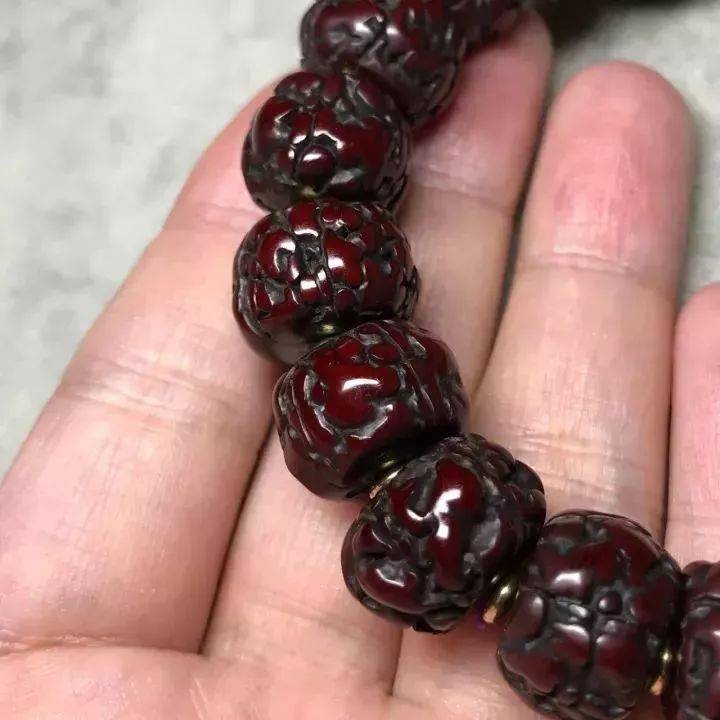 手串无须多,一个胜十个,这7种老手串,有一串此生足矣_文玩_紫檀_星月