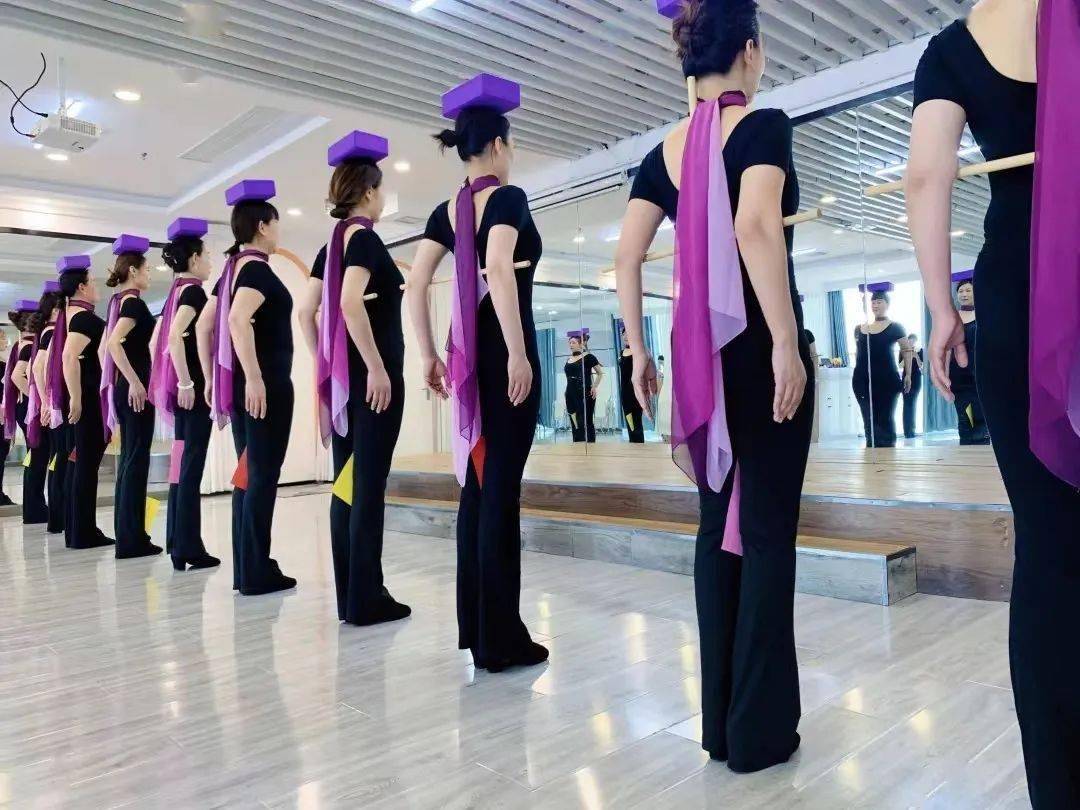 形体礼仪软笔书法快来看看有没有你心仪的课程吧!