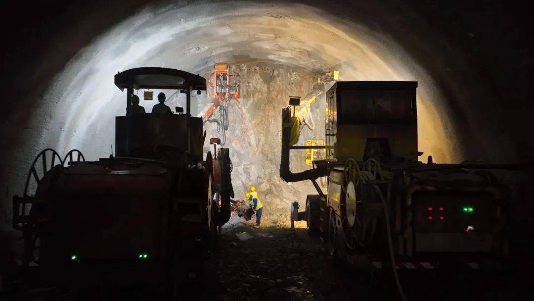 集大原高铁恒山隧道:大干一百天,决胜保目标!_建设_施工_任务