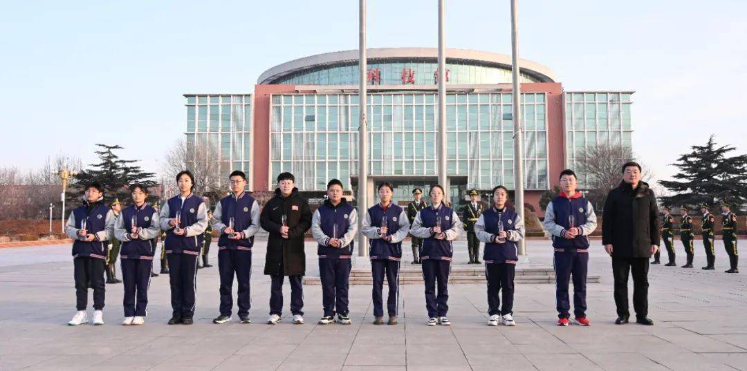 新学期,新目标,新作为——平度九中举行新学期开学"第一课"_理想_人生