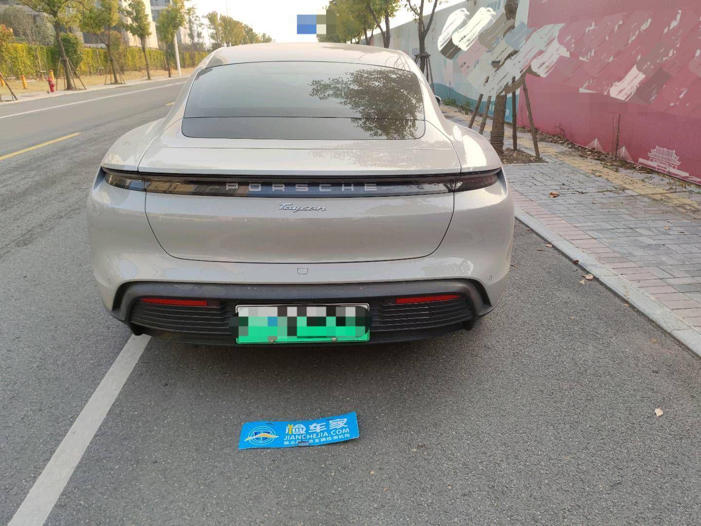 赛道第一,续航扎实,纯电跑车还属保时捷taycan,可惜两年亏40万_搜狐