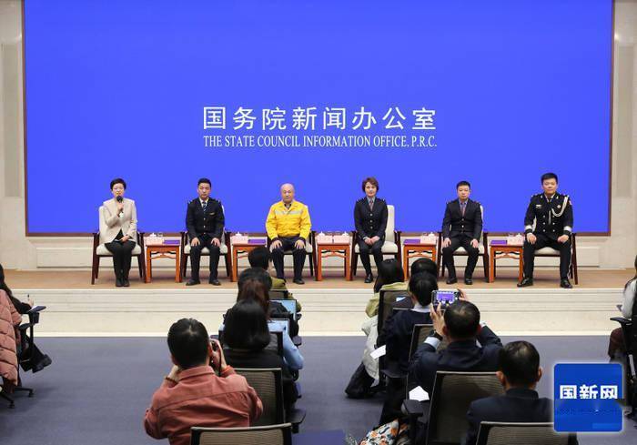 铁路广州局集团有限公司海口综合维修段海口综合维修车间信号工王笑冰