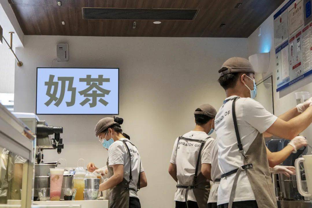 返乡打工人养肥了县城奶茶店