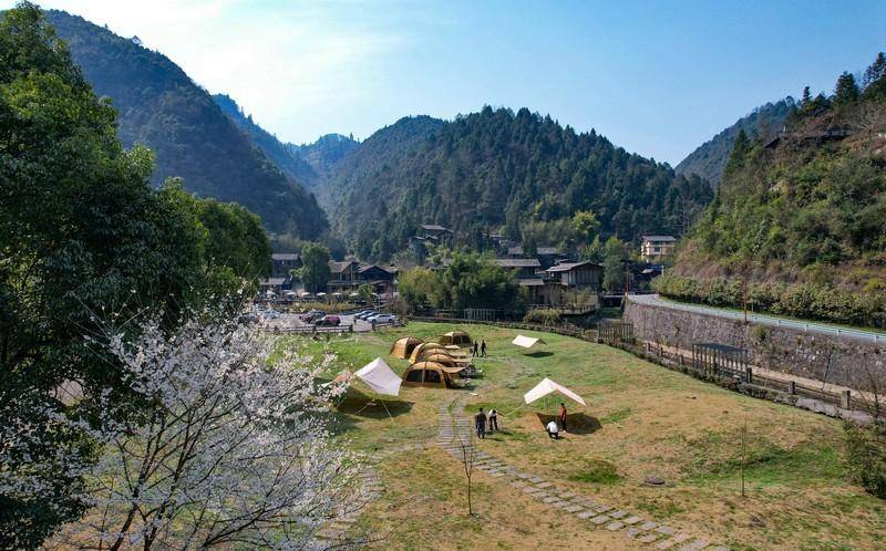 绥阳县温泉镇:依托旅游优势发展特色民宿 集群发展赋能乡村振兴_产业